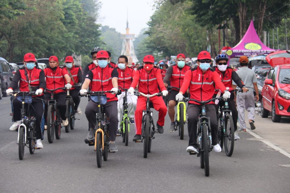 PDI Perjuangan Jambi Gelar Gowes Sehat Bersama