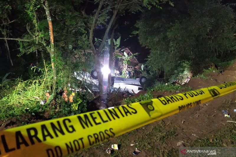 Kecelakaan Bus di Sumedang: Kesaksian Penumpang Selamat, Mengerikan