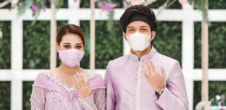 Tak Juga Posting Foto Miminya di Momen Lamaran, Netizen Serbu Instagram Aurel Hermansyah