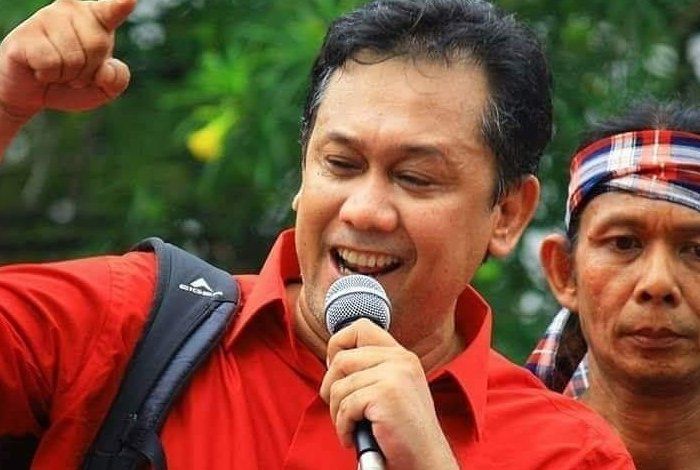 Beri Dukungan ke Hakim, Denny Siregar: Riziek Itu Bukan Siapa-siapa, Jadi Gak Perlu Takut