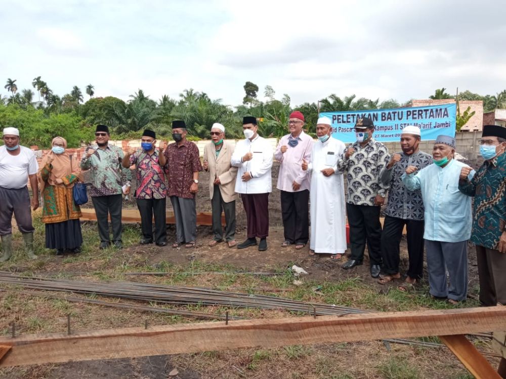 Peletakkan Batu Pertama Mesjid Pasca Sarjana Kampus II Berlangsung Khitmat