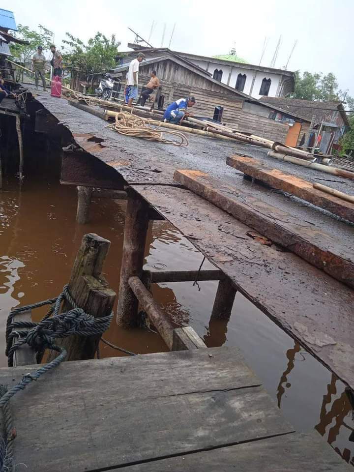 Pasca Ditinjau Bupati jembatan Parit 3 langsung di Rehab