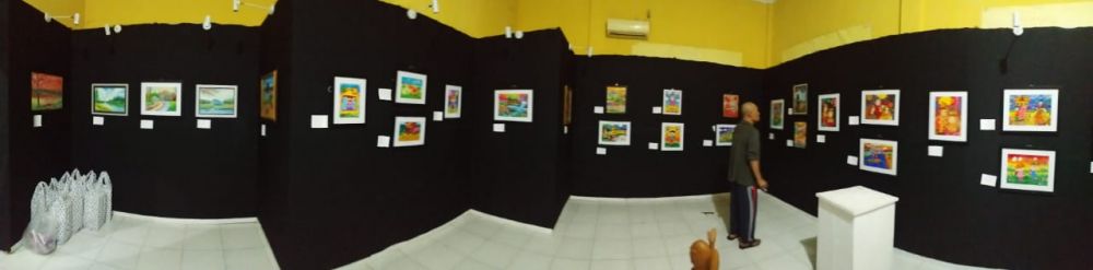 Kamis, Pembukaan Pameran Lukisan