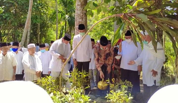 Wabup dan Sekda Kerinci Hadiri Ziarah Akbar Masyarakat 3 Desa Hiang Tinggi