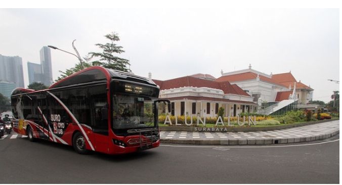 DISWAY: Bus Tiga Botol