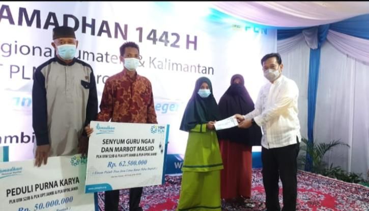 SAFARI RAMADHAN DIREKTUR BISNIS REGIONAL SUMATERA & KALIMANTAN PT PLN (Persero) SALURKAN 1,15 MILYAR RUPIAH SA