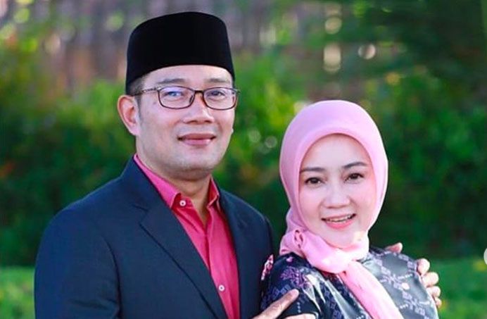 Ridwan Kamil Langsung Memeluk Bu Cinta, 3 Minggu Terhalang Semuanya