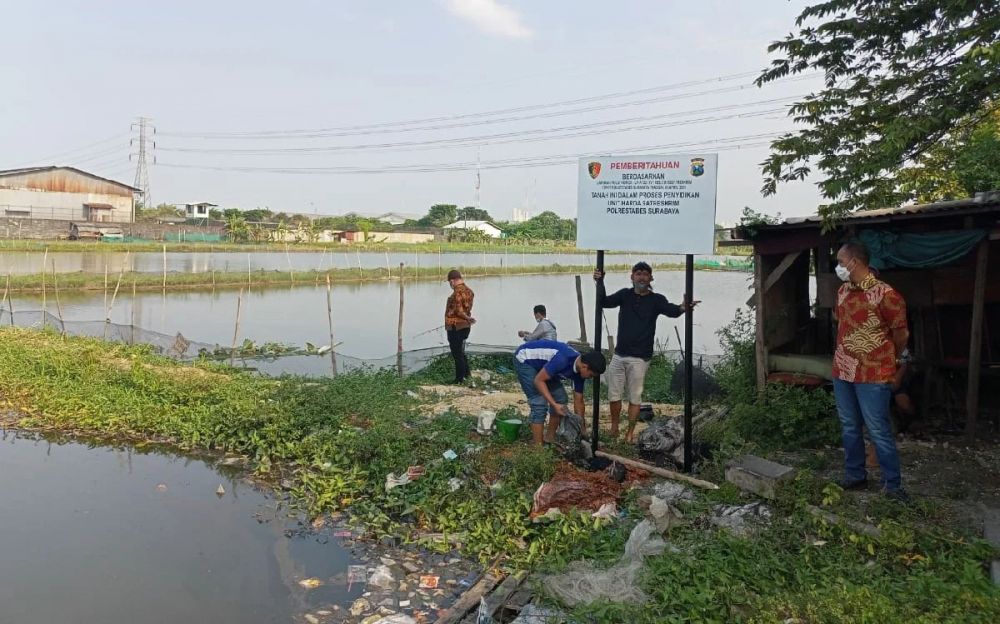 Lahan 1,7 Hektare Milik Warga Surabaya Tiba-tiba Menjadi Tambak & Rumah Semi Permanen