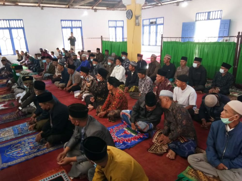 Perdana, Shalat ID di Masjid Negri Diatas Awan Sungai Penuh