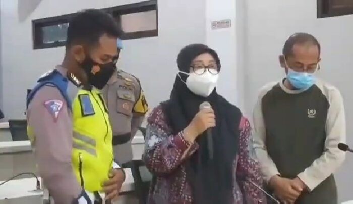 Lantang Saat Memaki Polisi, Permintaan Maaf Hesti Terdengar Lembut