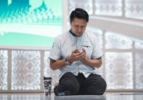 Sentil Pemerintah, Arie Untung: Bagaimana Kalau Allah Buka pintu Surga Tapi Indonesia Gak Termasuk?