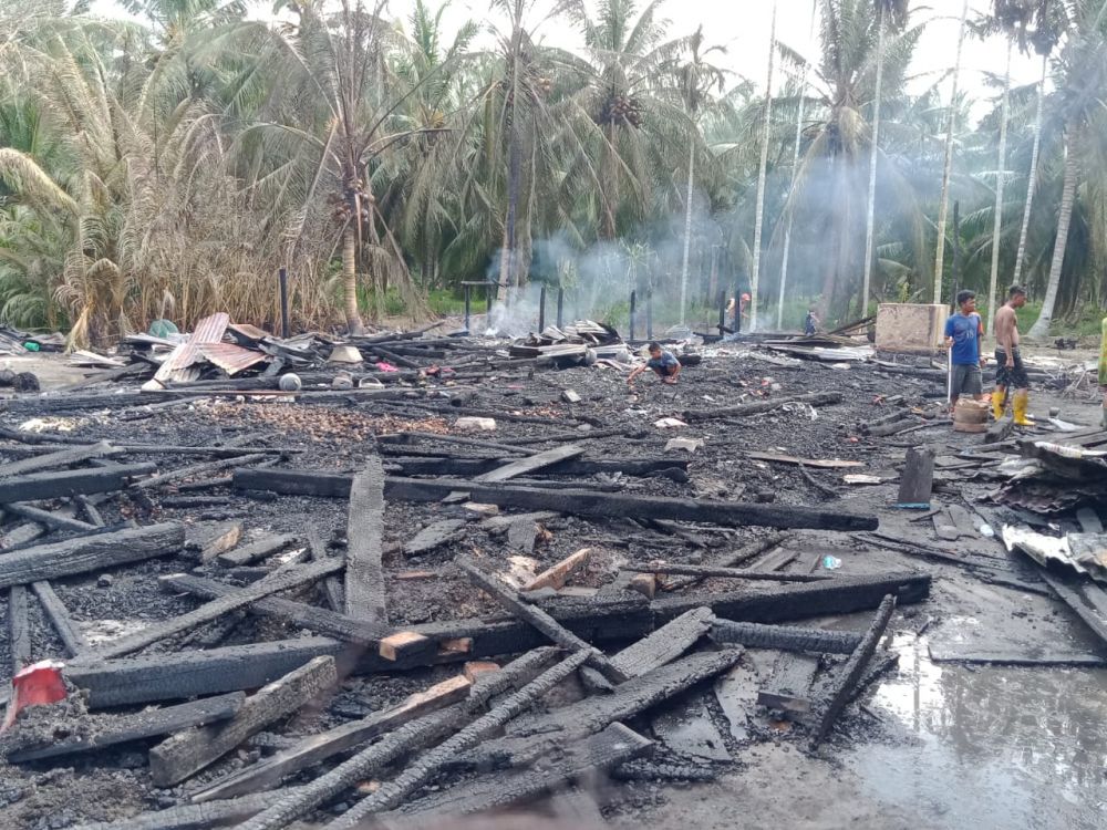 Si Jago Merah Mengamuk Lagi di Tanjabtim, Dua Bangunan Hangus Terbakar