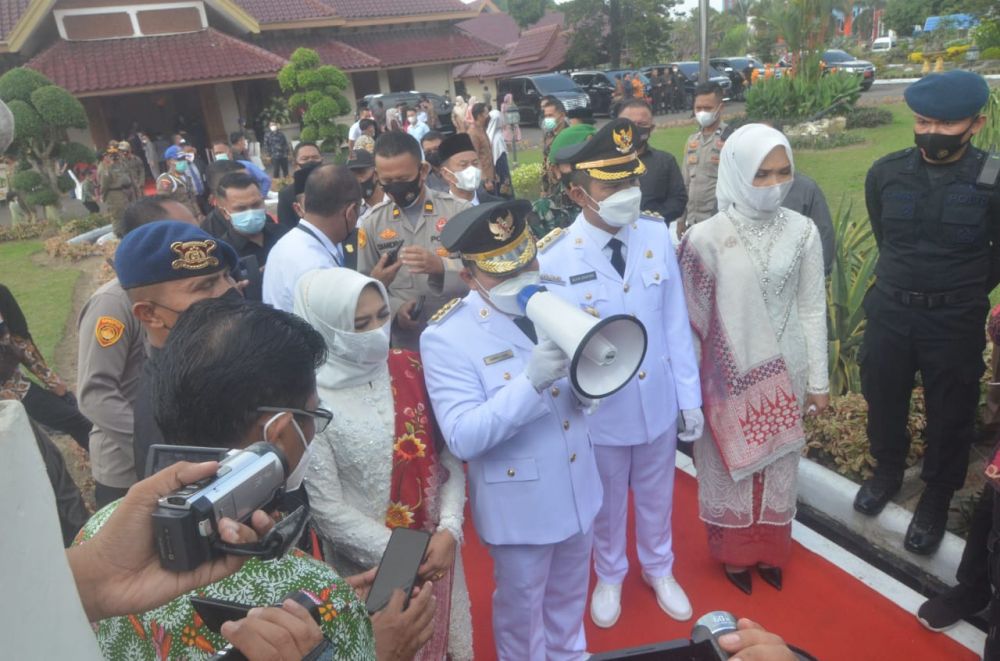 Akibat Berkerumun, Forkopimda Jambi Perintahkan Walikota Sungai Penuh Bubarkan Massa Pendukungnya