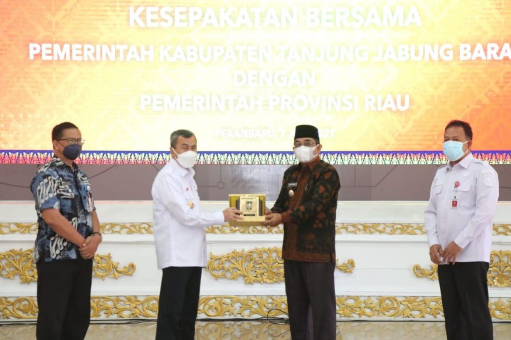 Pemkab Tanjabbar Dan Pemprov Riau Sepakati Kerja Sama Antar Daerah