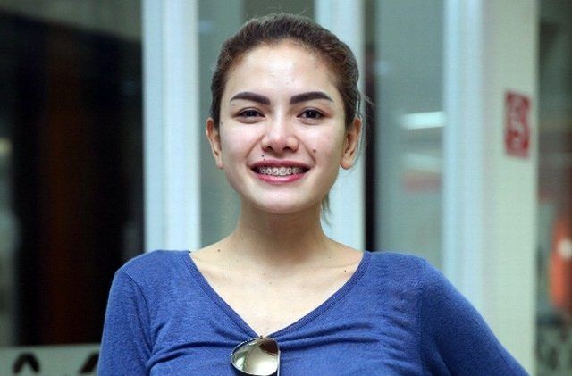 Nikita Mirzani Pamer Foto Telanjang