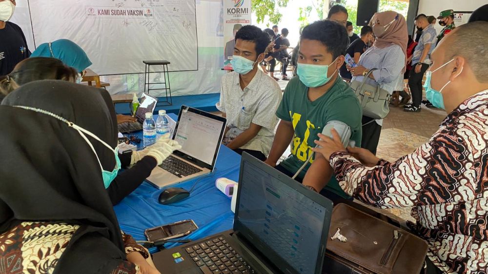 KORMI Jambi Gelar Vaksinasi Covid-19, Edi Purwanto : Lindungi Kita dan Keluarga