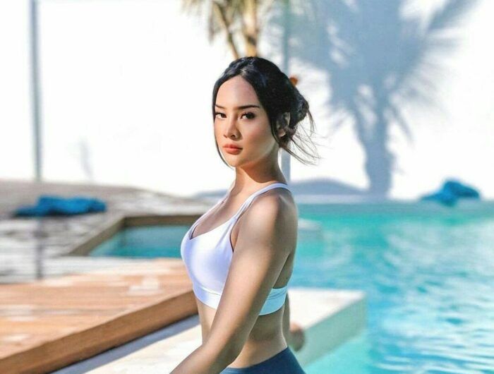 Anya Geraldine Berpose Nungging di Kasur, Netizen Langsung Berhalusinasi