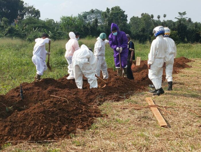 Seribu Orang Meninggal per Hari, Kasus Covid-19 Bisa 120 Ribu Per Hari