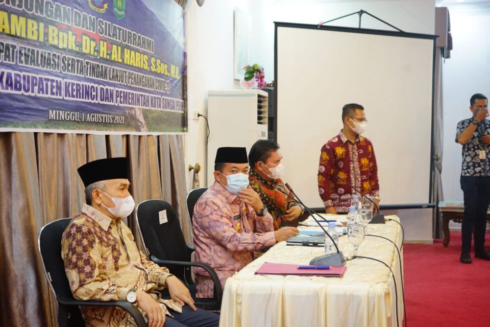 Kunjungan Perdana ke Sakti Alam Kerinci, Alharis Saya Sangat Bahagia Bisa Duduk Ditengah Bupati dan Walikota