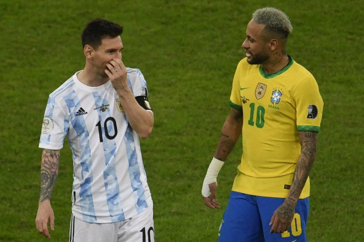 Arti Bisikan Neymar ke Messi