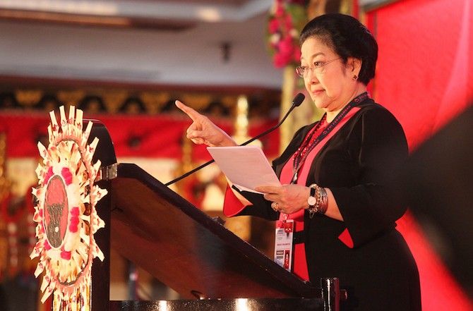 Megawati Kritik Jokowi Lagi: Jangan Seremonial Melulu