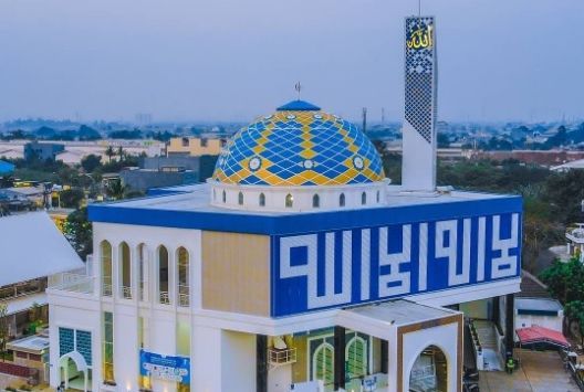 Mualaf Tionghoa Wakafkan Masjid Senilai Rp60 M