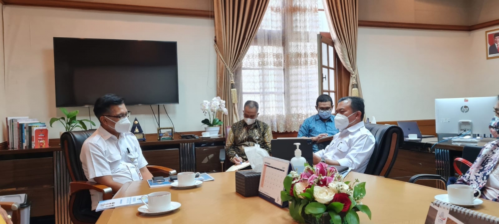 Gubernur Al Haris Sambangi Kementerian PPN/Bappenas, Usulkan Percepatan Tol dan Pengembangan Bandara