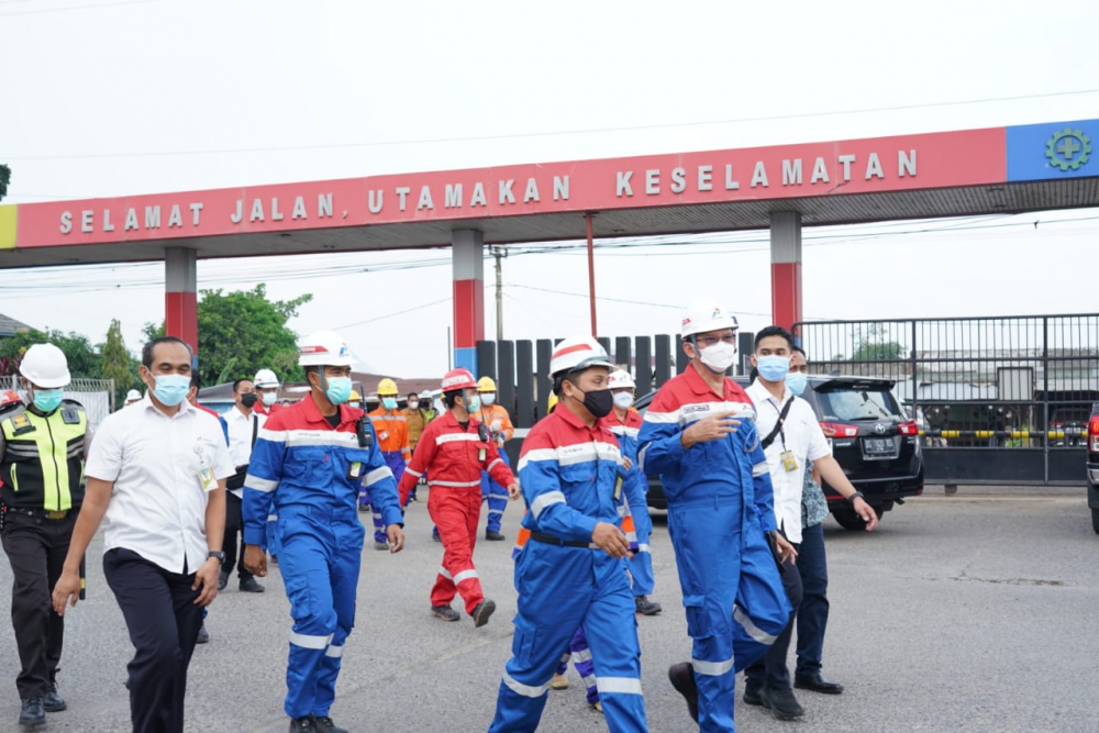 Pastikan Layanan Distribusi Energi Optimal, Komut Pertamina Kunjungi Depot LPG Pulau Layang dan IT Palembang