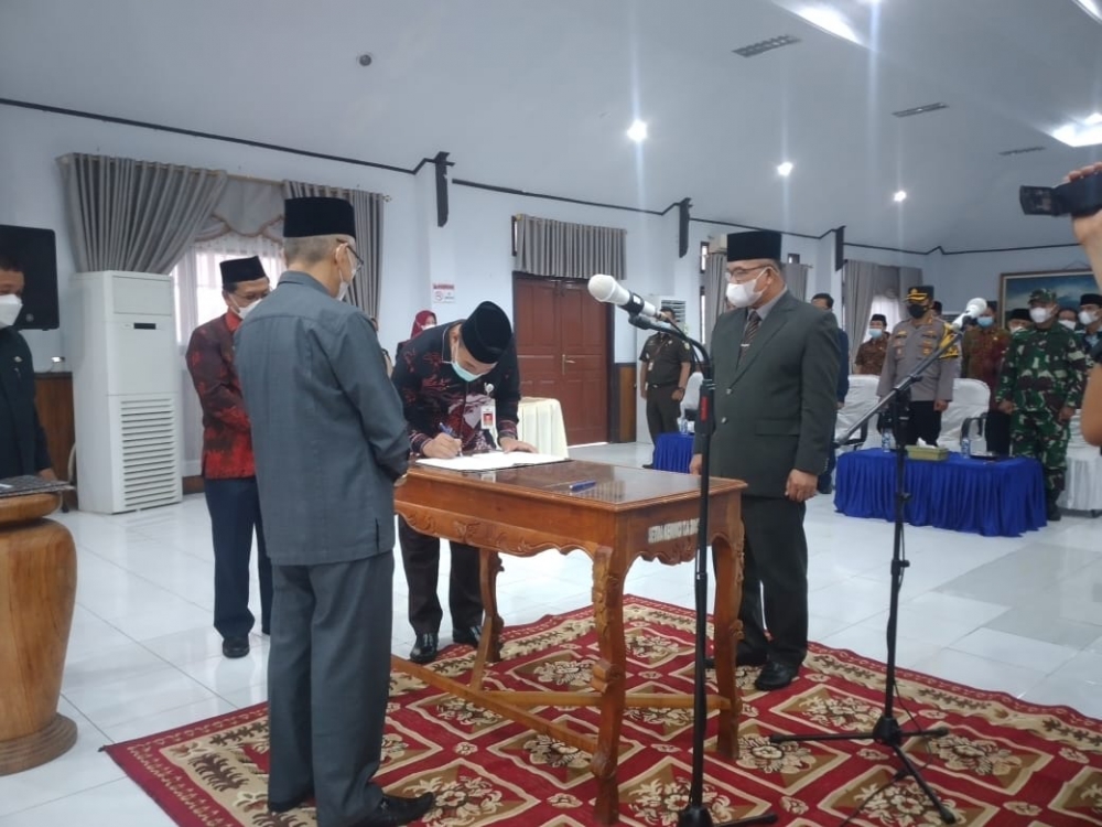 Resmi, Zainal Efendi Dilantik Jadi Sekda Kerinci Definitif