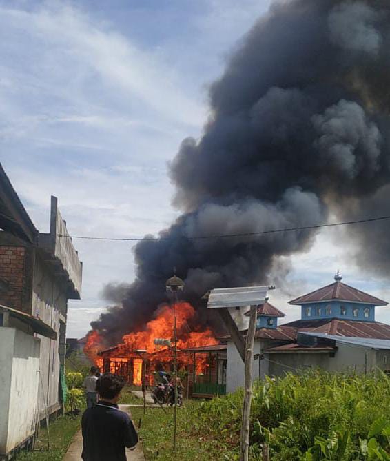 Kembali Terjadi, kebakaran Melanda Pemukiman Jalan Barito Kuala Tungkal