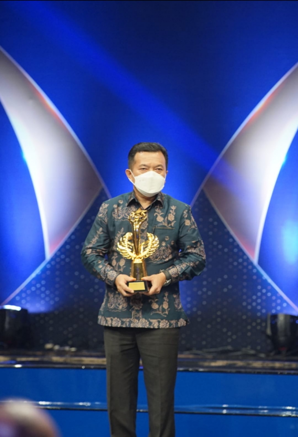 Al Haris Raih Penghargaan People Of The Year 2021, Jadi Sosok Kreatif Dalam Penanganan Pandemi Covid-19