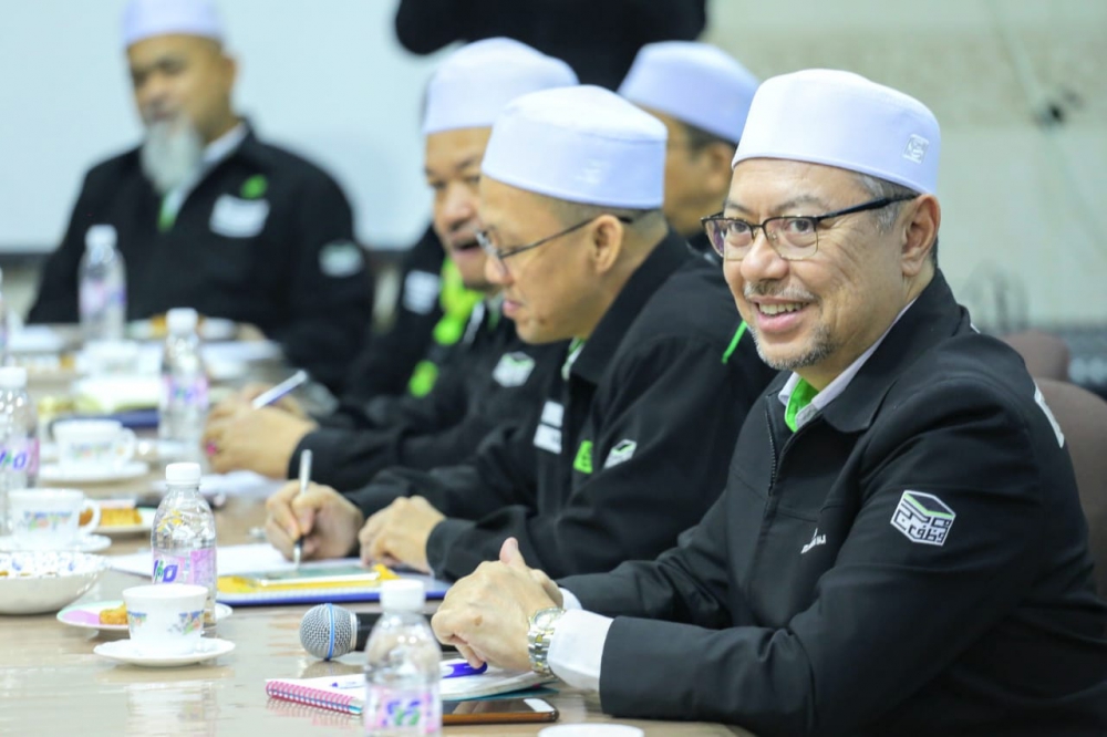 Geleng-Geleng Kepala.....Masa Tunggu Berangkat Haji di Malaysia 121 Tahun
