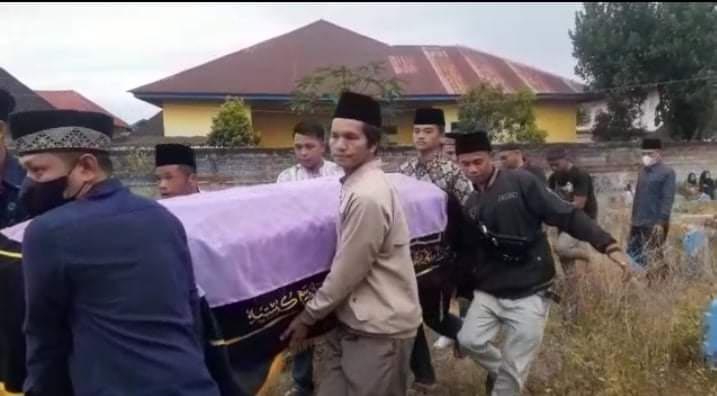 Fatimah Dimakamkan di Kerinci   