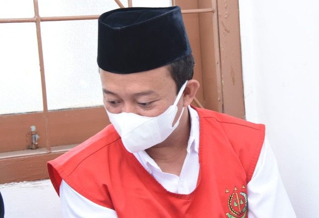 Herry Wirawan, Terdakwa Pemerkosa 13 Santri Divonis Seumur Hidup