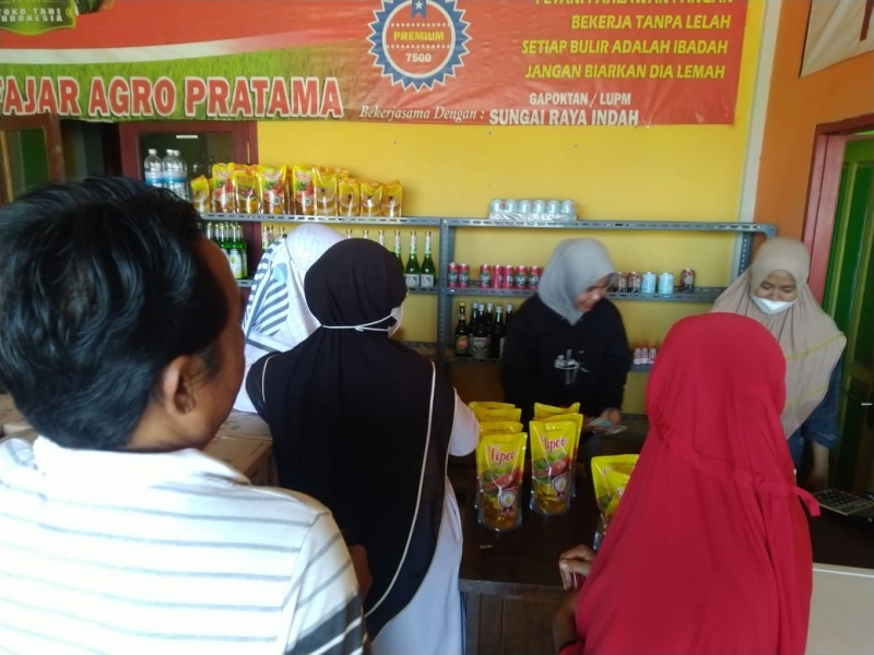 Di Tanjabtim, Masyarakat Serbu Minyak Goreng Murah