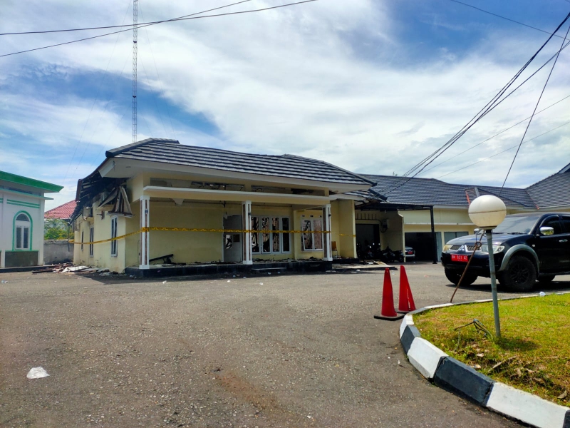 Sampel Kebakaran Rumdis Wakil Gubernur Jambi di Bawa Ke Labfor Palembang