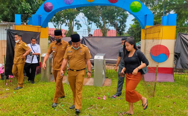 Tak Ada Izin, Wabup Hentikan Berdirinya Festival Taman Lampion