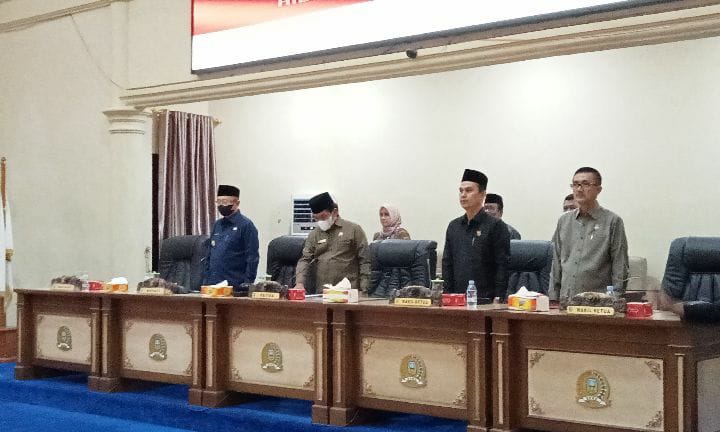 DPRD Sarolangun Gelar Paripurna Pemberhentian Bupati dan Wakil Bupati