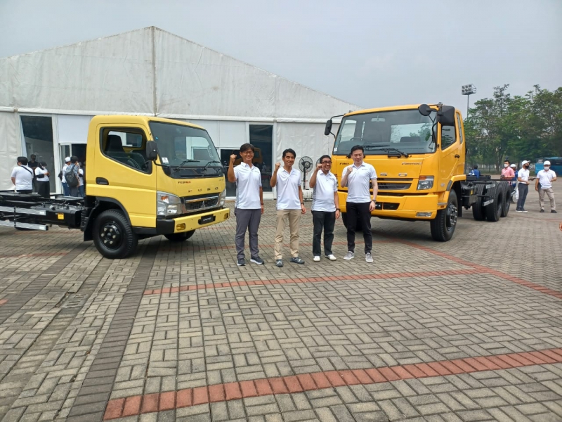 Mitsubishi Fuso Akhirnya Mengungkap Total 29 Varian Canter dan Fighter X dengan Standar EURO 4   