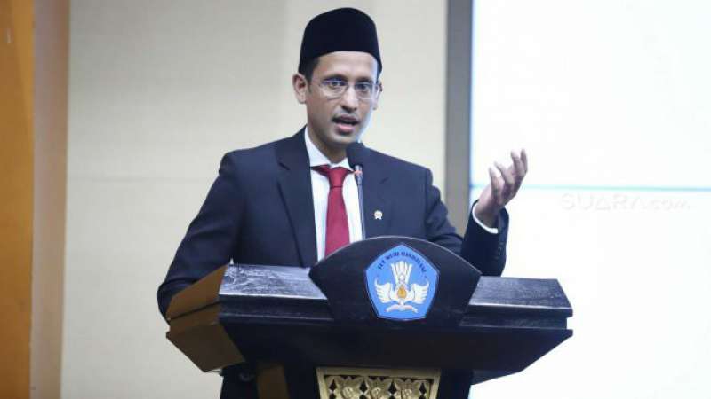 Madrasah Dihapus dari Draf RUU Sisdiknas, Menteri Nadiem Dingatkan HNW: Sekuleristik yang Keliru