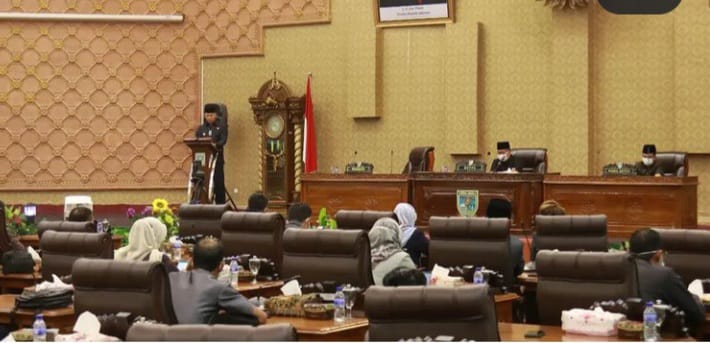 Dewan Dengarkan Jawaban Eksekutif atas Pandangan Fraksi Pada LKPJ Walikota Jambi 2021