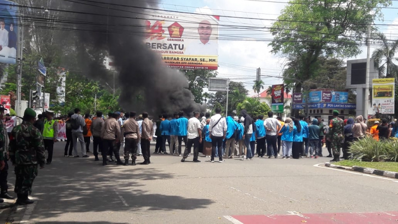 Aksi Demo Cipayung Jambi di Kawasan Simpang BI, Bawa Empat Tuntutan