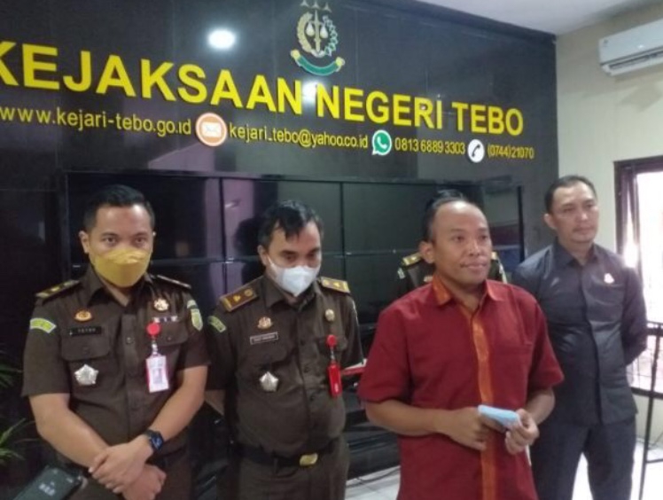Kasus Jalan Padang Lamo, Ismail Ibrahim Jadi Tersangka