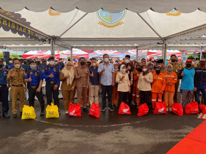 Rayakan Bulan Penuh Berkah, Sinsen Berbagi Ribuan Paket Sembako