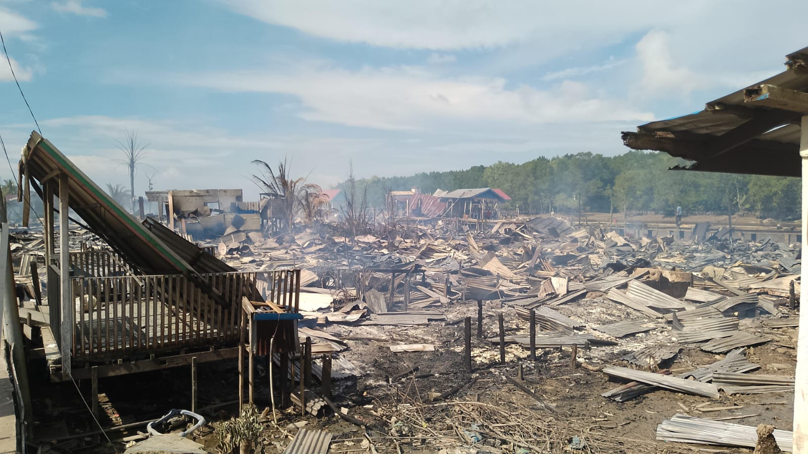 49 Rumah dan 1 kios ludes Pada Kebakaran Sungai Dualap Tanjabbar