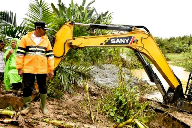 PTPN PalmCo Dukung Pemerintah Percepat Pemulihan Pasca Banjir di Madina-Aceh Tamiang
