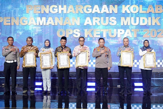 Jasa Raharja Raih Penghargaan Kolaborasi Aktif Pengamanan Arus Mudik dan Arus Balik Ops Ketupat 2024