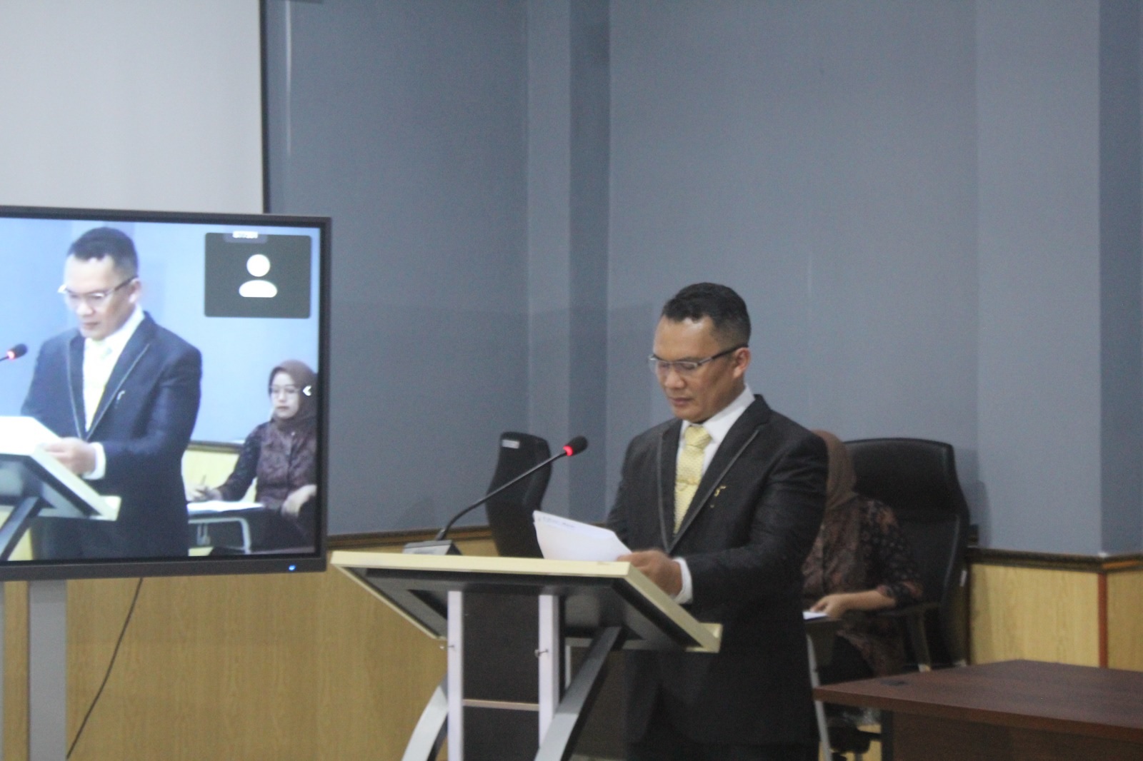 Feno Candri,, Ketua PII Provinsi Jambi Berhasil Raih Gelar Doktor Ekonomi