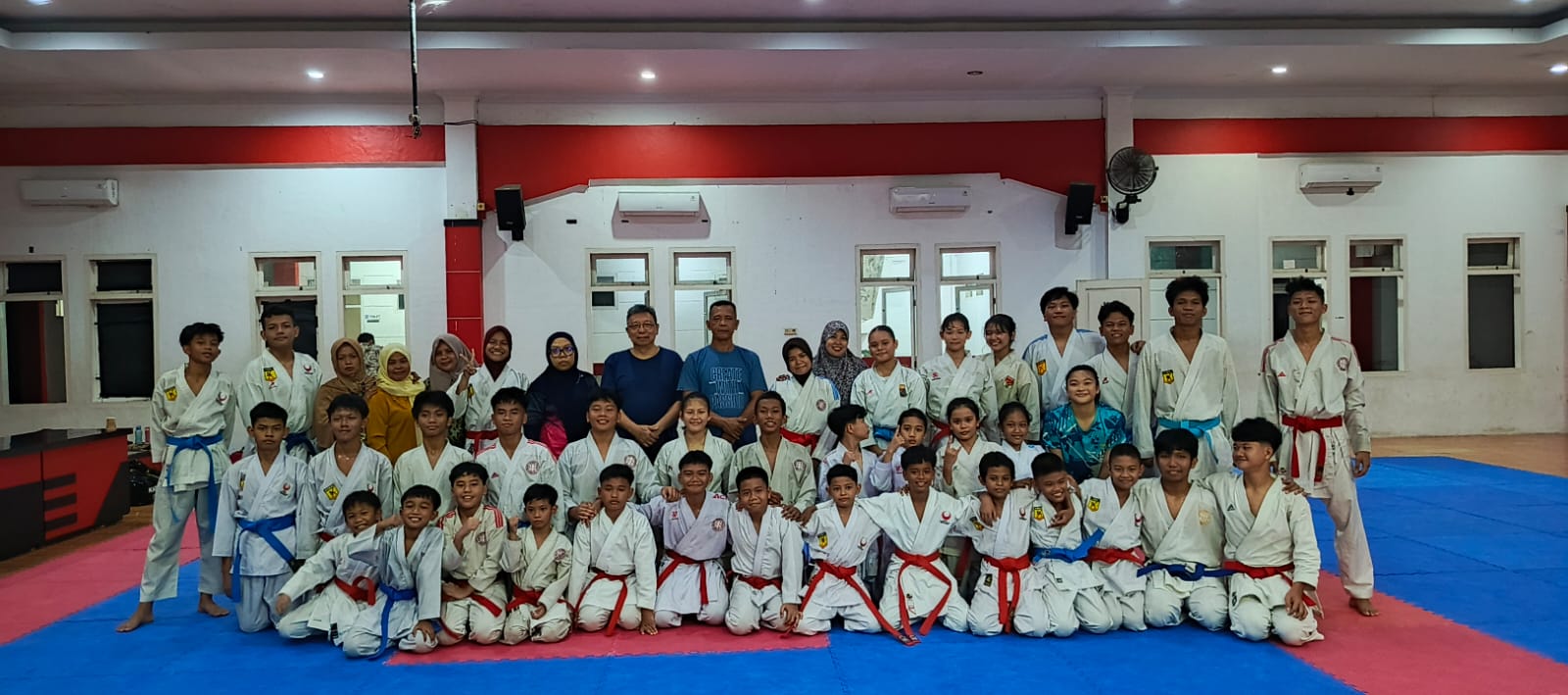 ASKI dan SHINDOKA Satukan Semangat Karate dalam Simulasi Antarperguruan