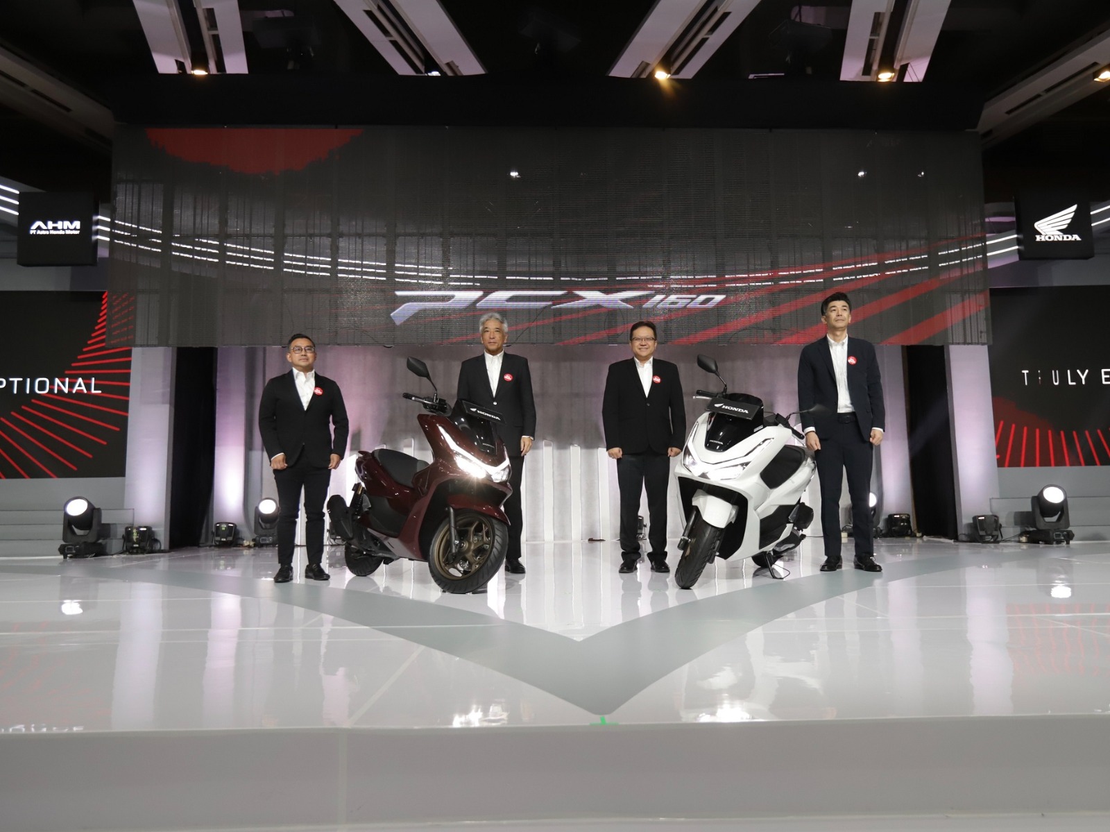 New Honda PCX160 Semakin Berkelas dengan Kecanggihan Menyeluruh